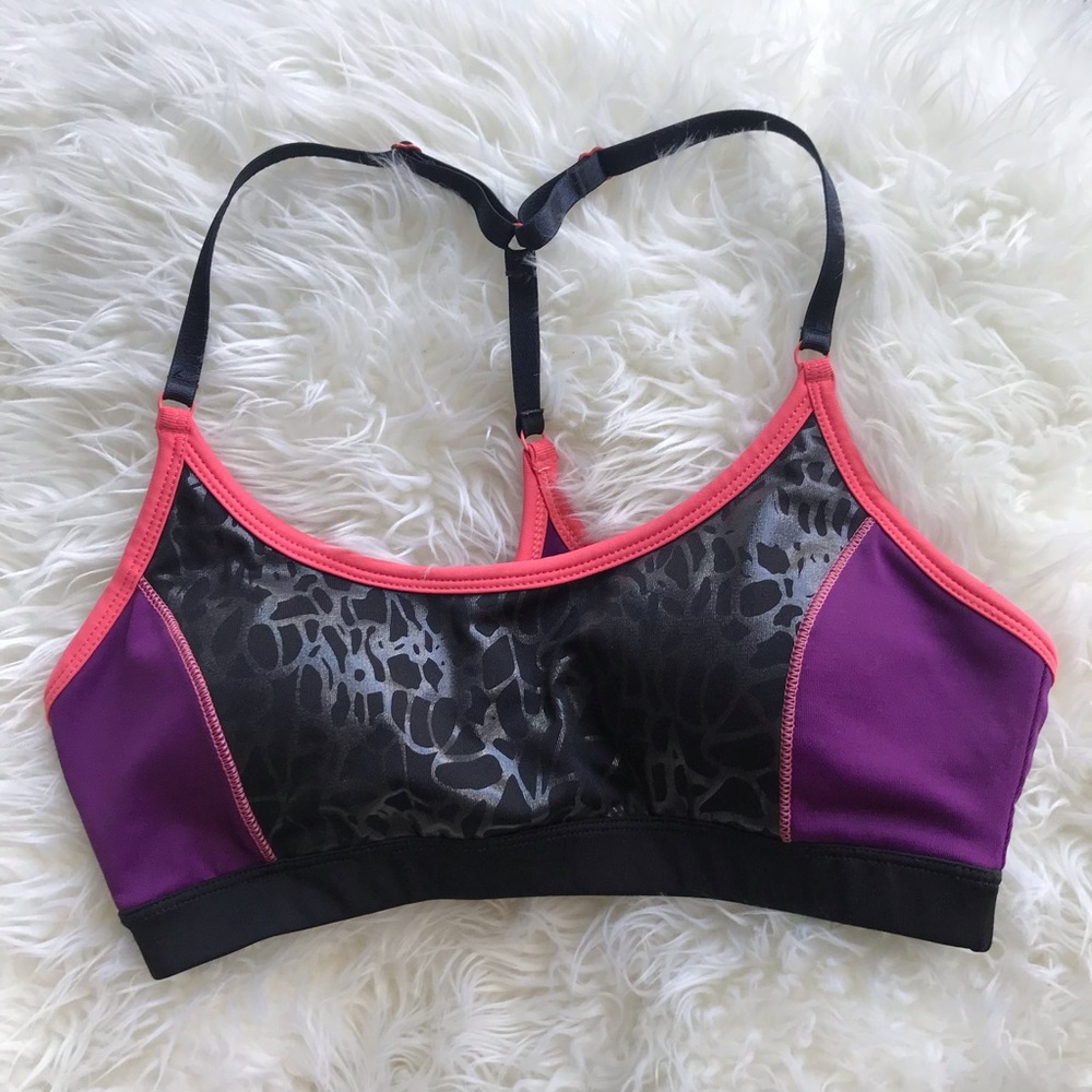 Kenneth Cole Reaction Sports Bra